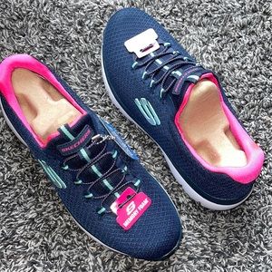 Sketchers memory foam sneakers